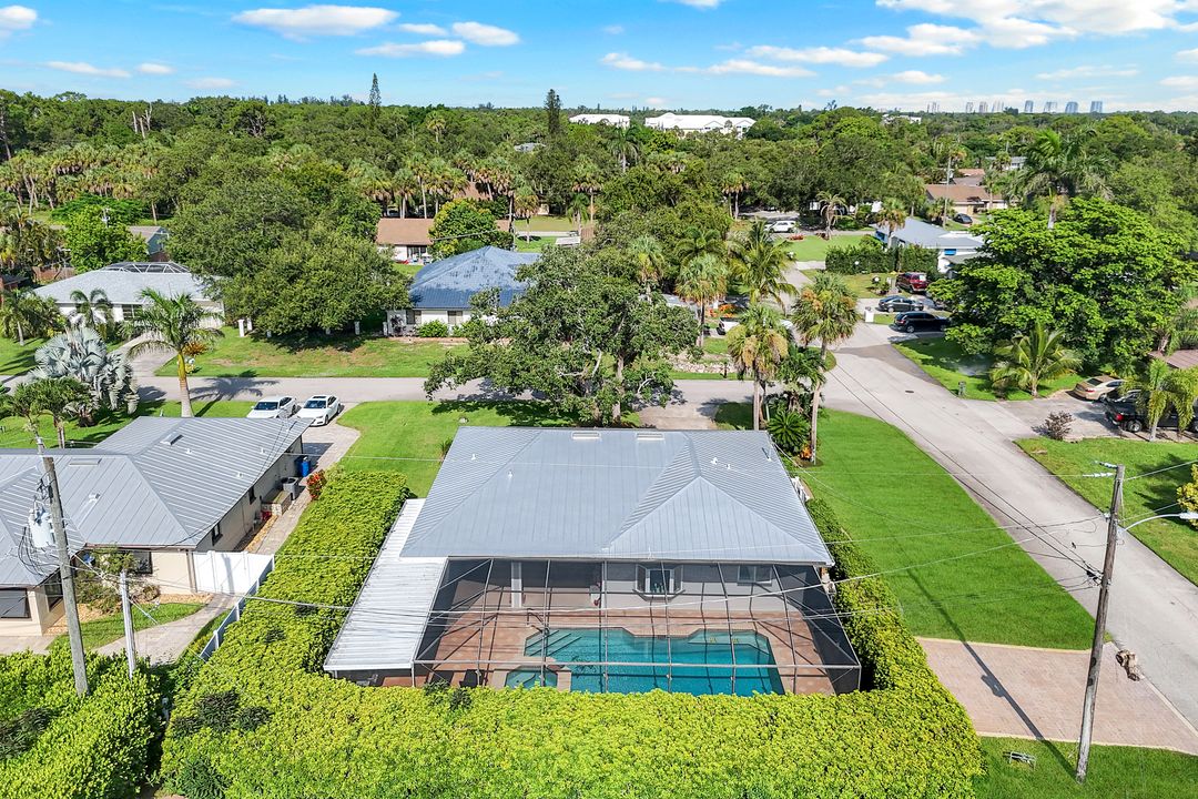 27984 Carl Cir, Bonita Springs, FL 34135
