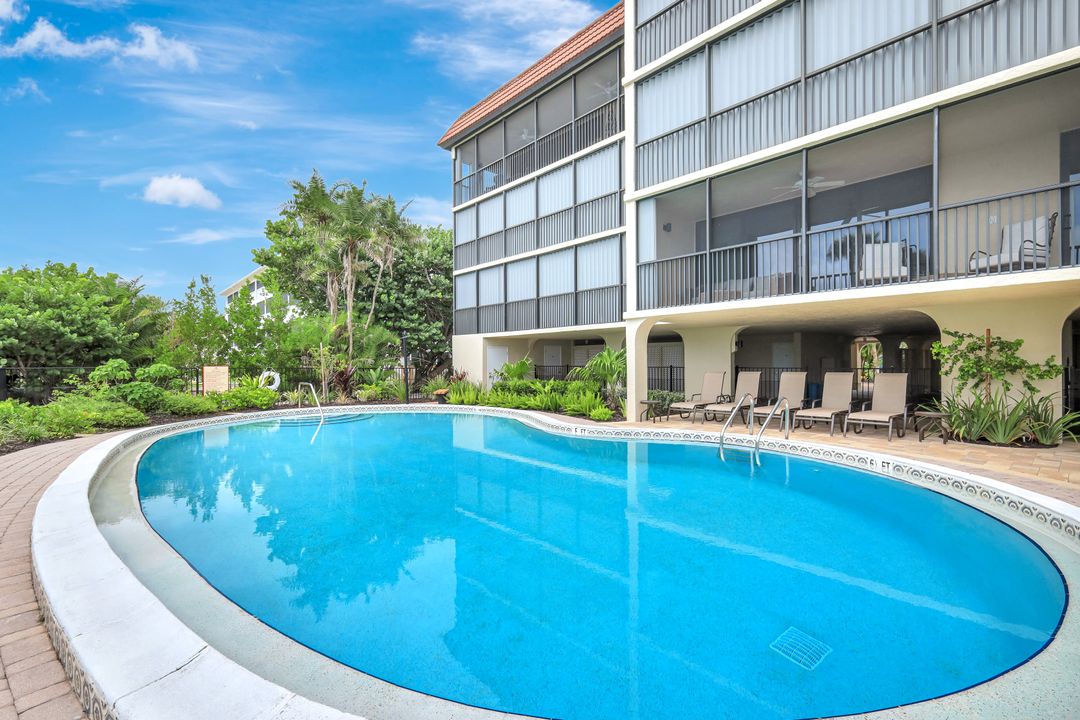 2297 W Gulf Dr #4A, Sanibel, FL 33957