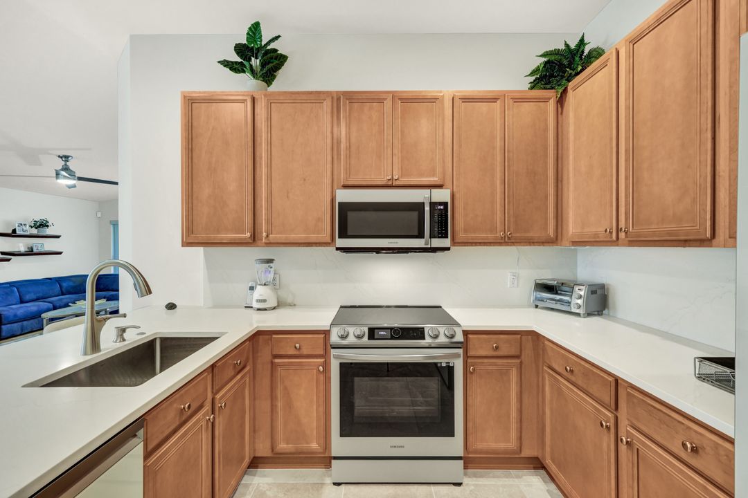 28729 Xenon Way, Bonita Springs, FL 34135