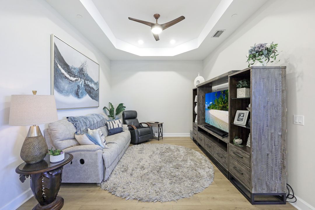 15248 Zeno Wy #204, Naples, FL 34114