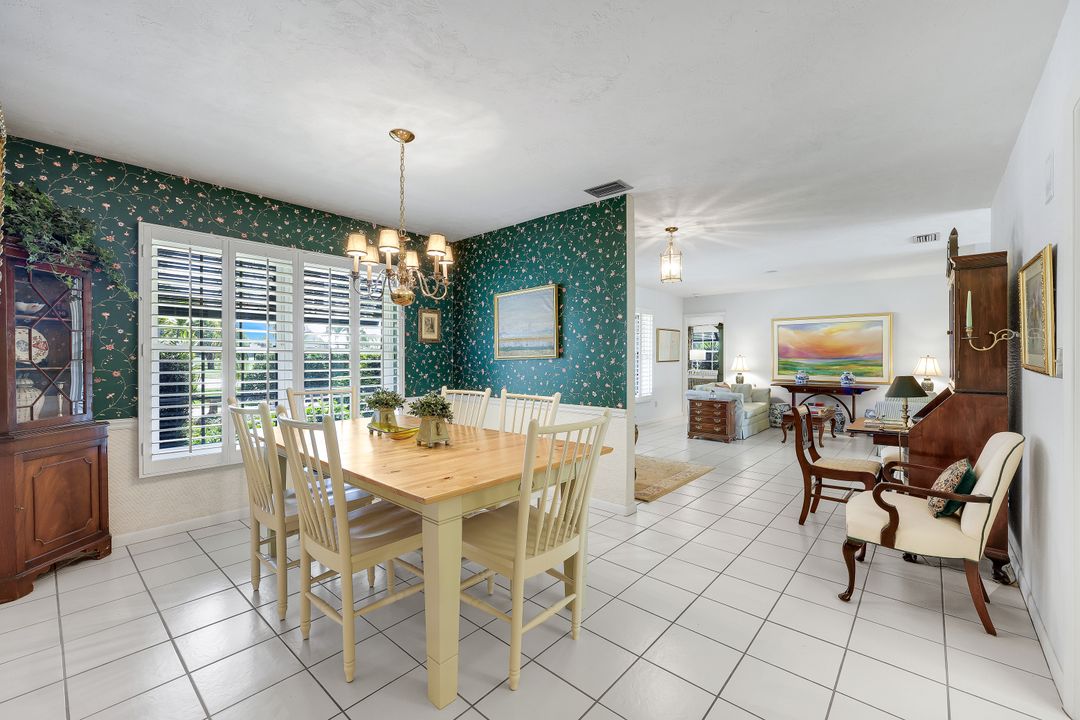1839 Imperial Golf Course Blvd, Naples, FL 34110