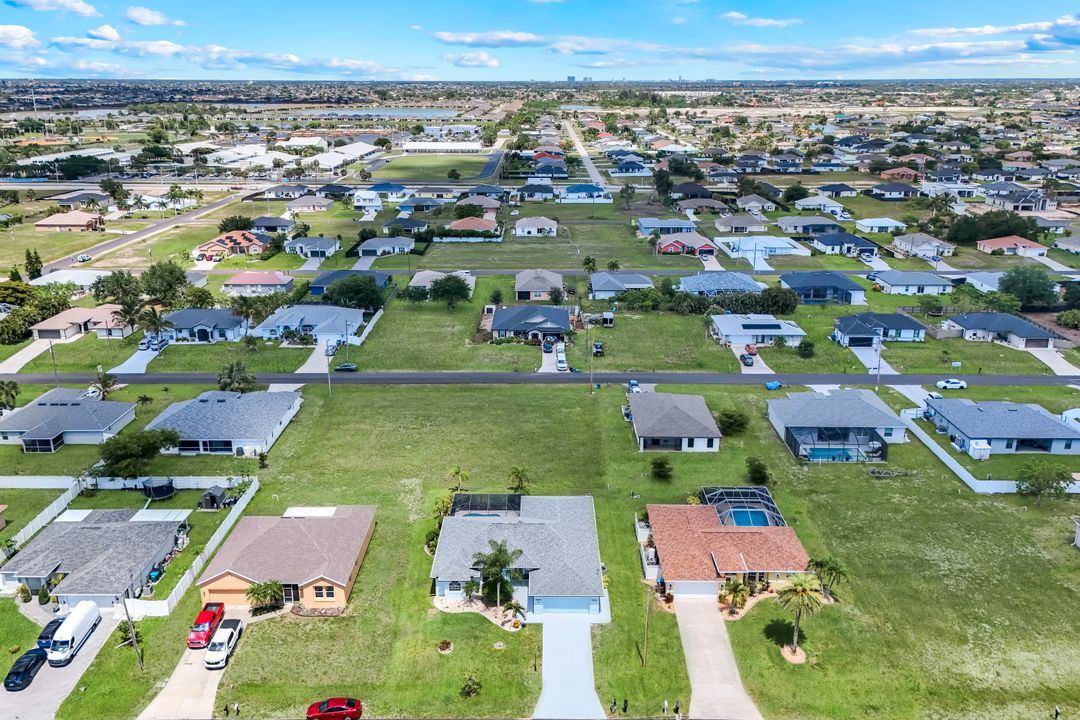 405 NW 18th Ave, Cape Coral, FL 33993