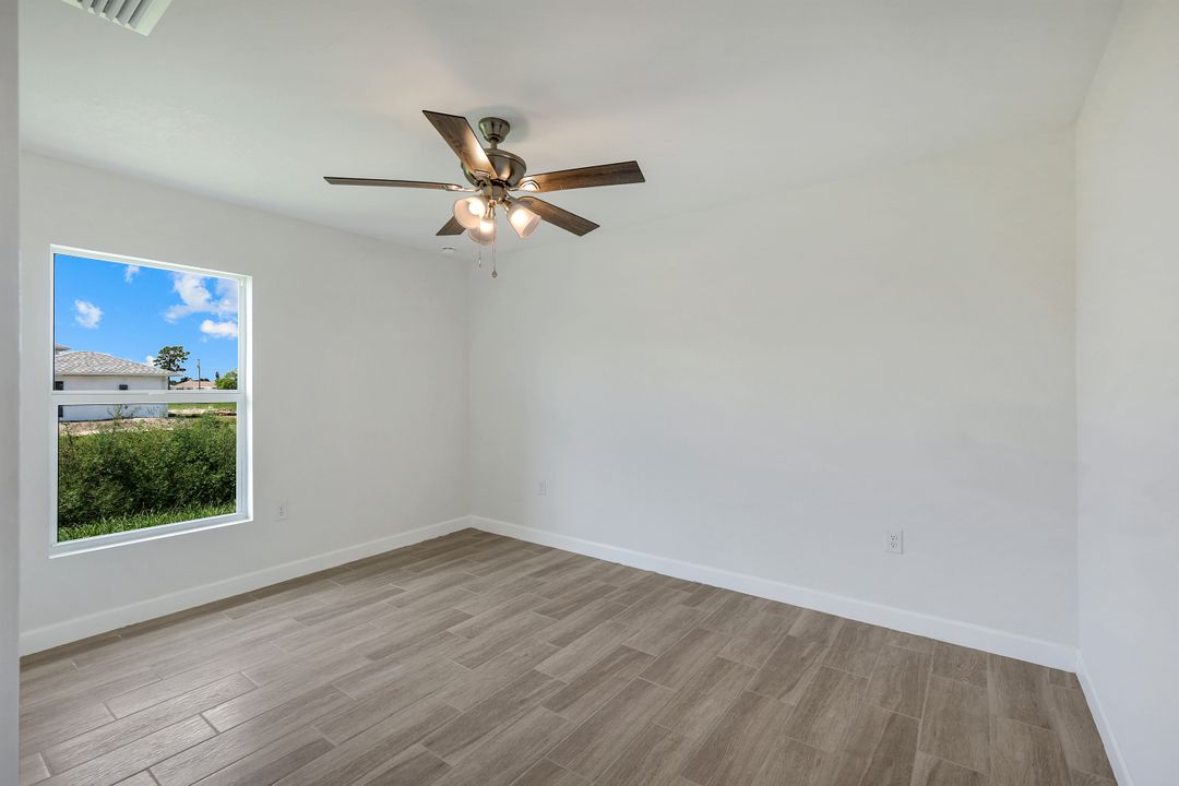 1409 NE 18th Pl, Cape Coral, FL 33909