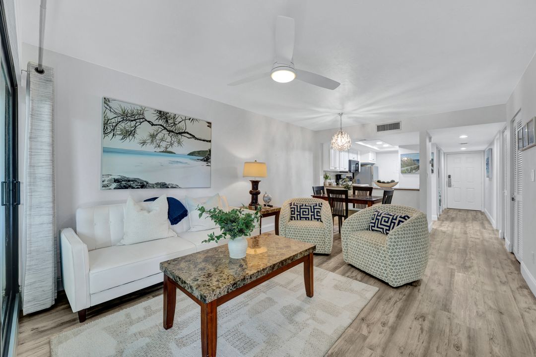 600 Neapolitan Way #257, Naples, FL 34103