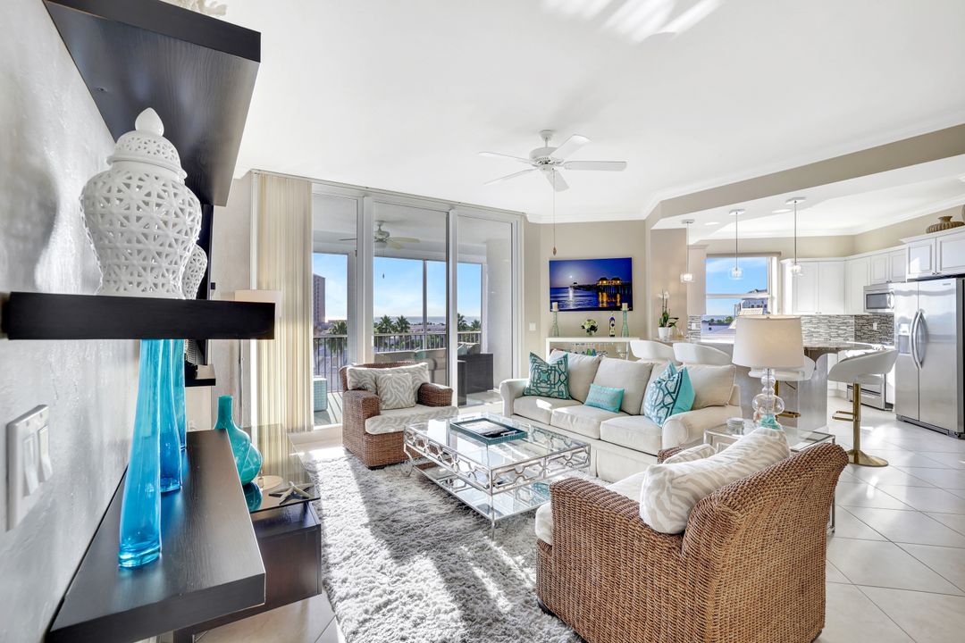 400 Flagship Dr #602, Naples, FL 34108