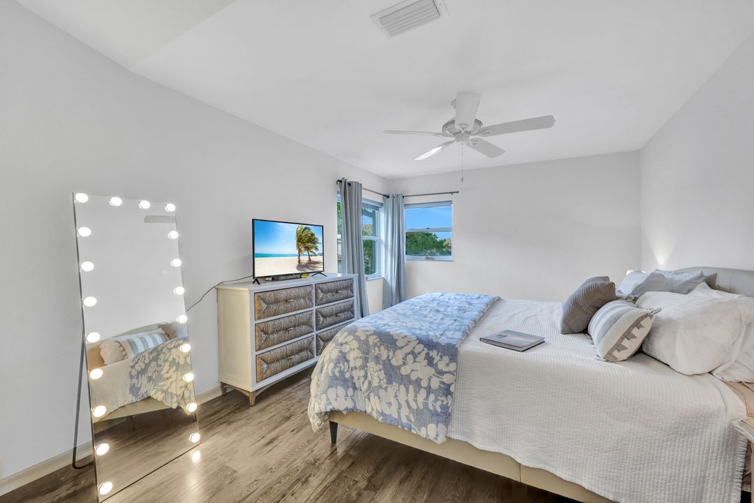 5600 Northboro Dr #201, Naples, FL 34110