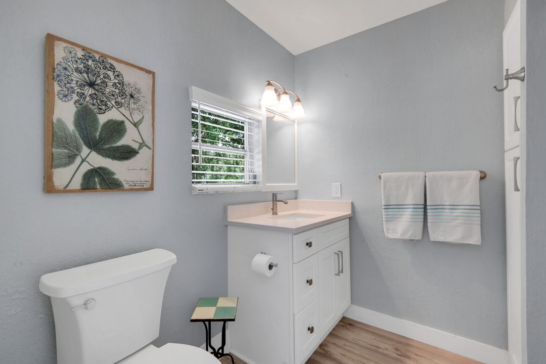 27292 East Dr, Bonita Springs, FL 34135