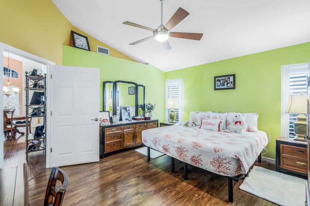 7713 Ahoy Ave, Naples, FL 34109