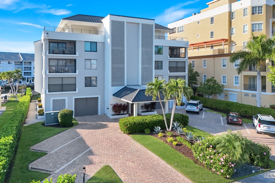 910 Panama Ct #402, Marco Island, FL 34145