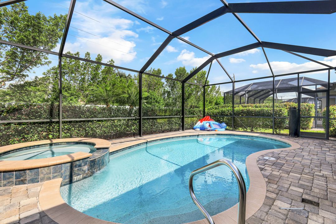 16490 Bonita Landing Cir, Bonita Springs, FL 34135