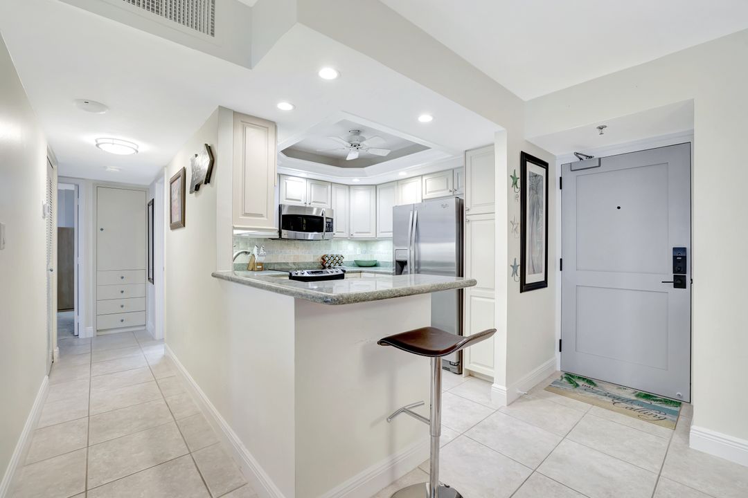 260 Seaview Ct #1210, Marco Island, FL 34145