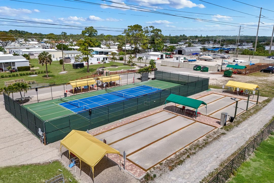 27365 Joann Dr, Bonita Springs, FL 34135