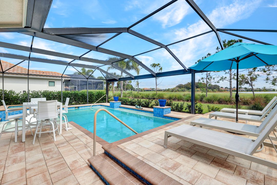 12646 Dundee Ln, Naples, FL 34120
