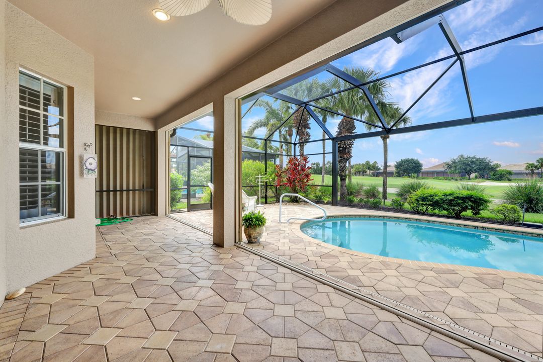 11921 Heather Woods Ct, Naples, FL 34120