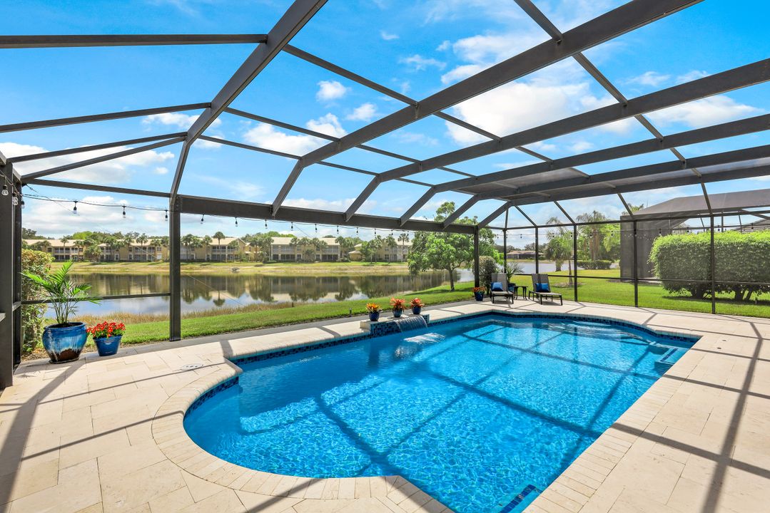 3730 Lakemont Dr, Bonita Springs, FL 34134