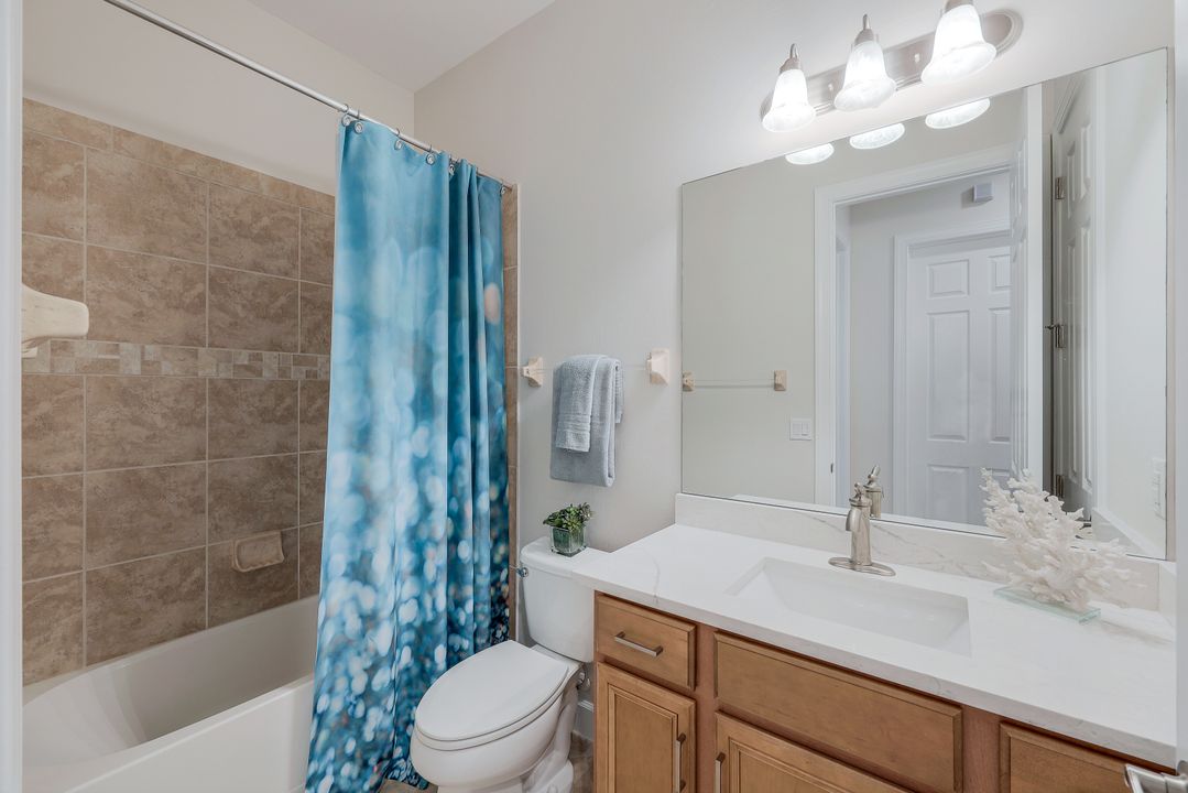 9360 Marble Stone Dr, Naples, FL 34120