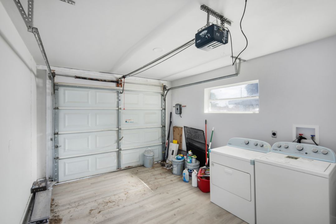 1389 Pine Ave, North Fort Myers, FL 33917