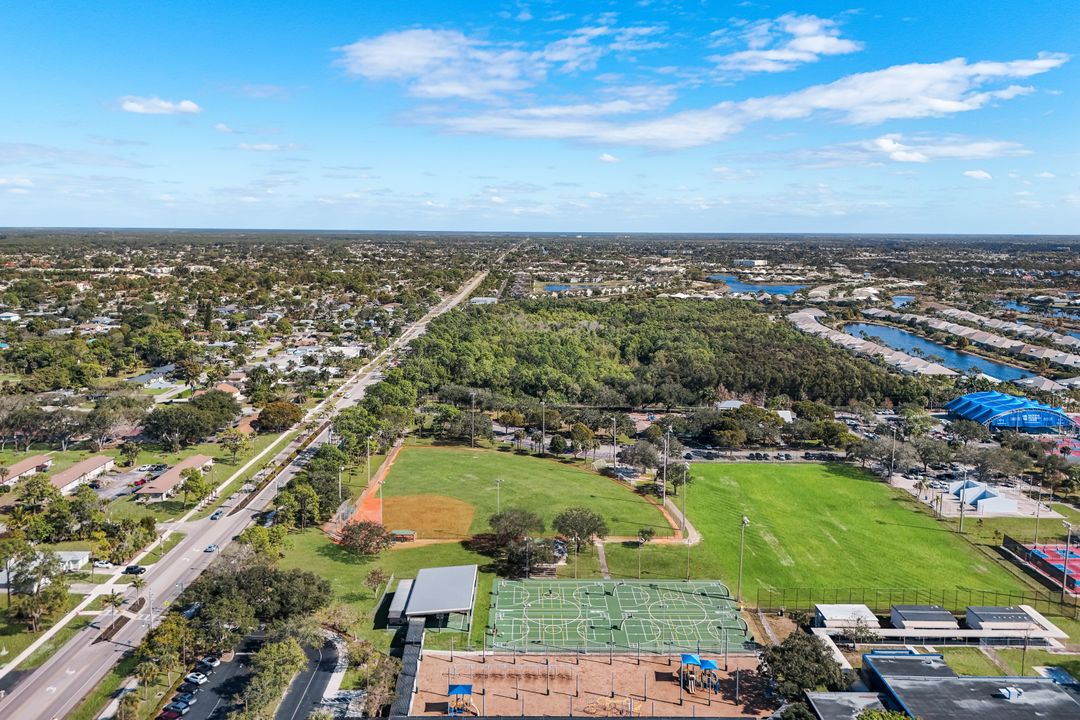 3561 Thomasson Dr, Naples, FL 34112