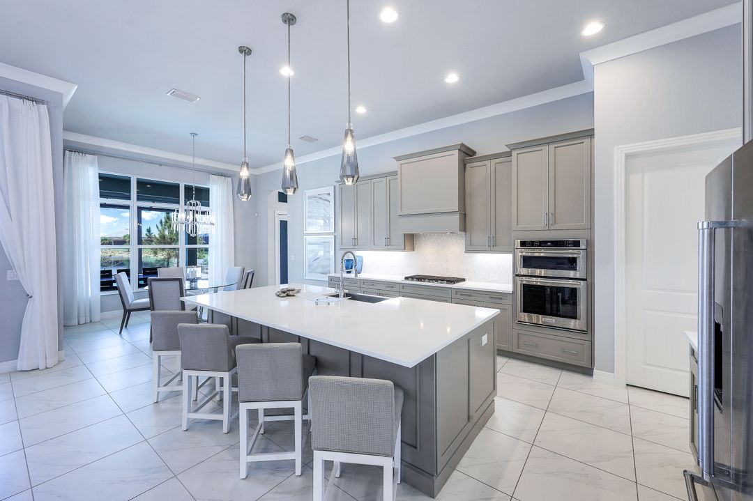6215 Union Island Wy, Naples, FL 34113