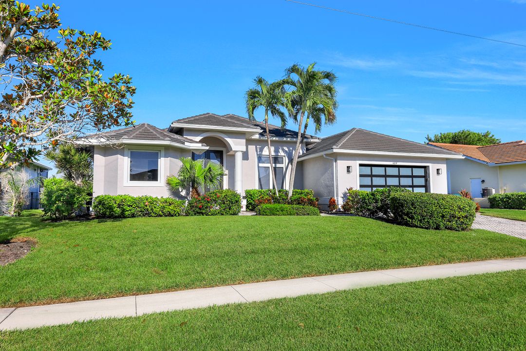 409 Waterleaf Ct, Marco Island, FL 34145