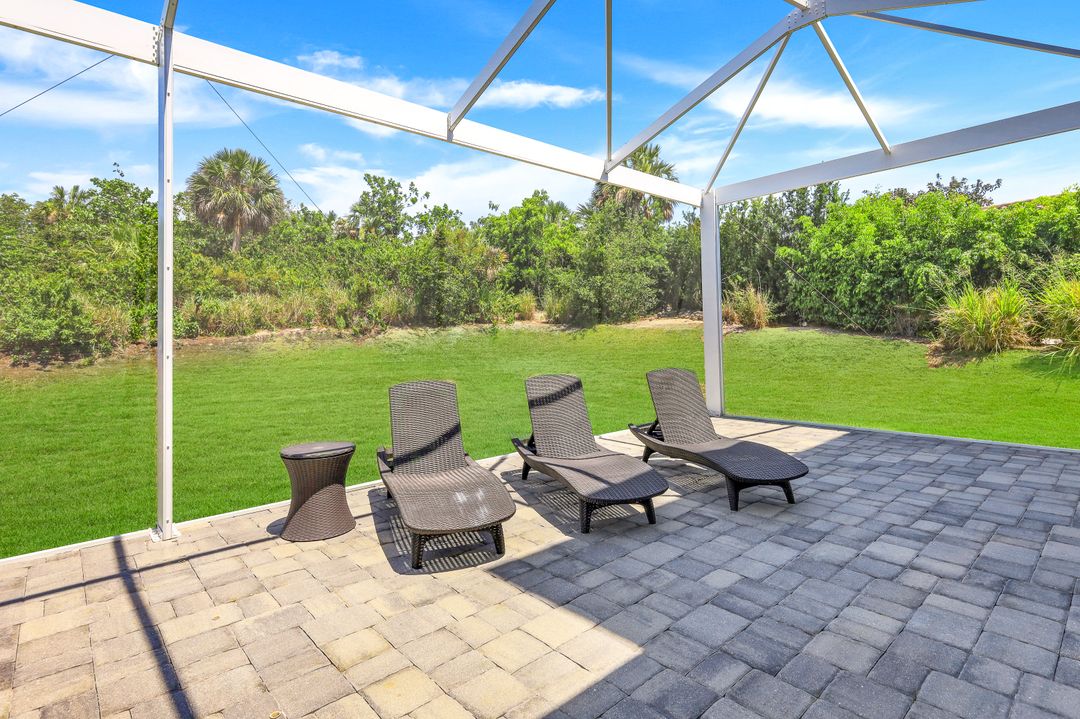 671 S Barfield Dr, Marco Island, FL 34145