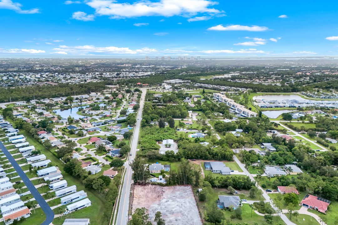 10451 Shangrila Rd, Bonita Springs, FL 34135