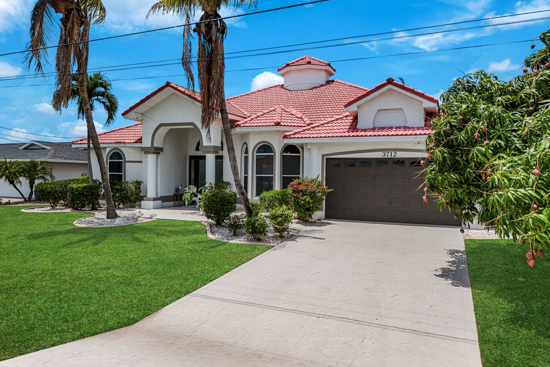 3712 SE 17th Pl, Cape Coral, FL 33904