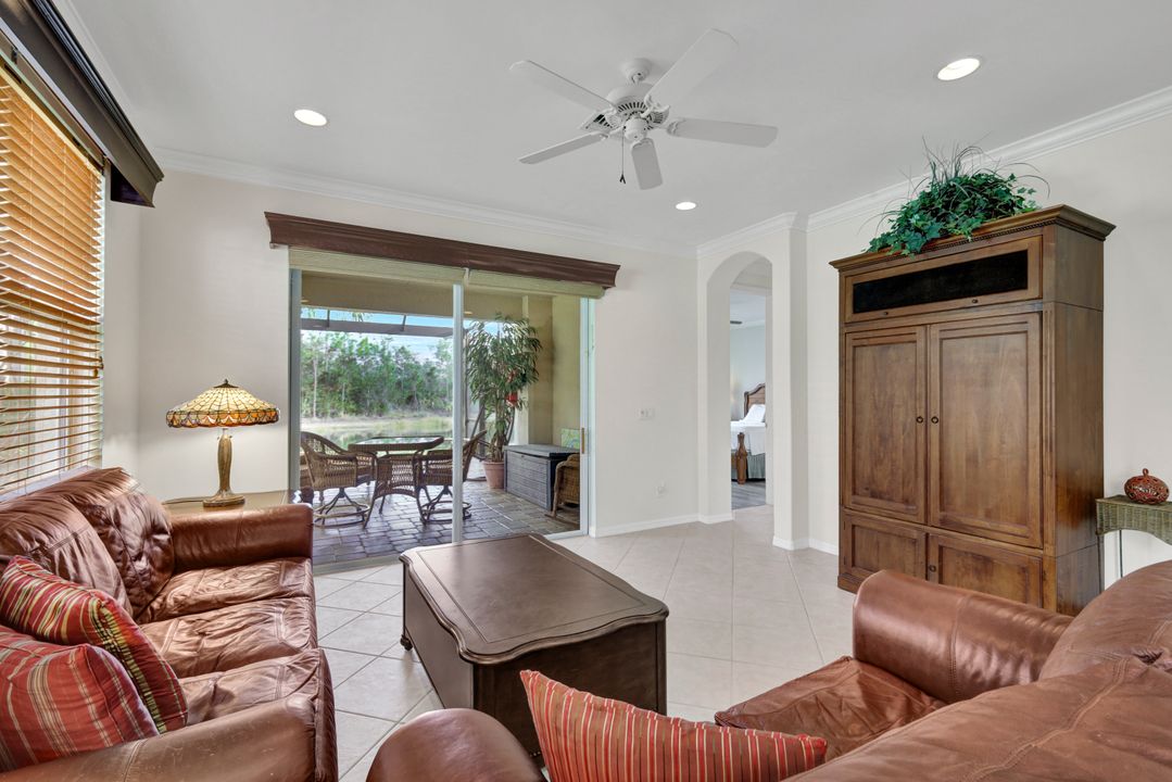 9359 Trieste Dr, Fort Myers, FL 33913