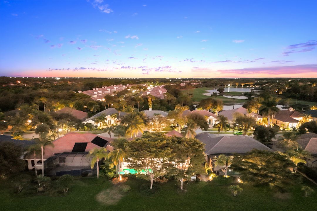 7633 Mulberry Ln, Naples, FL 34114