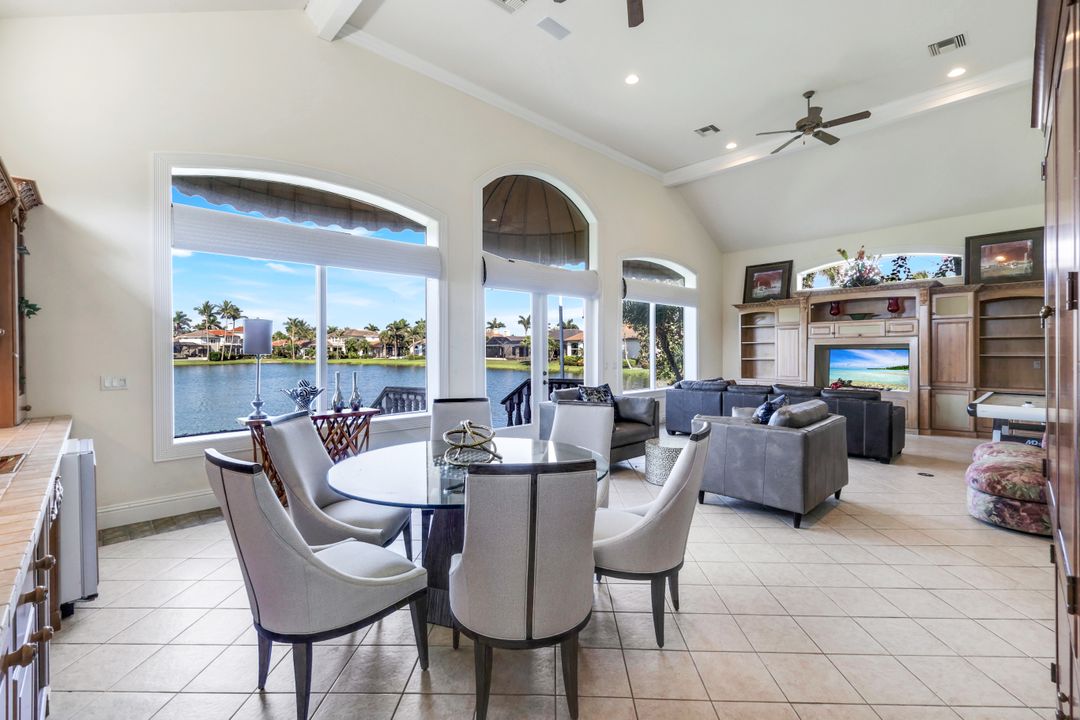 14581 Headwater Bay Ln, Fort Myers, FL 33908