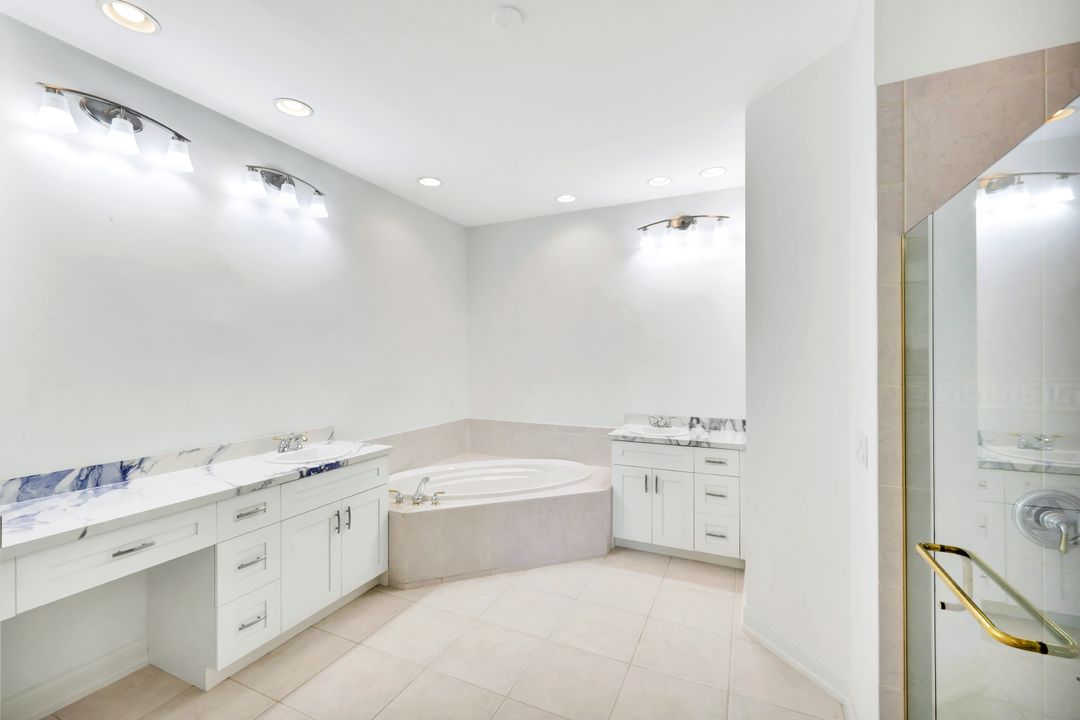 18530 Sandalwood Pointe, Fort Myers, FL 33908