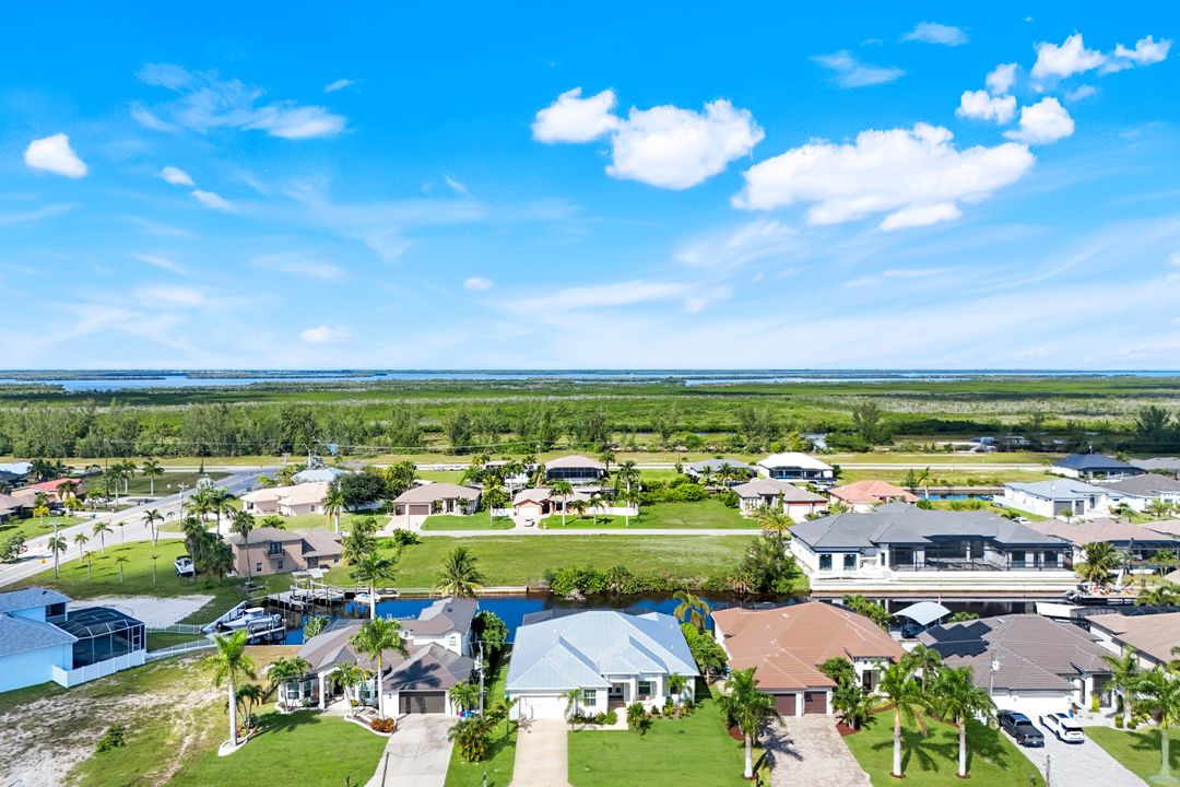 16 NW 38th Pl, Cape Coral, FL 33993
