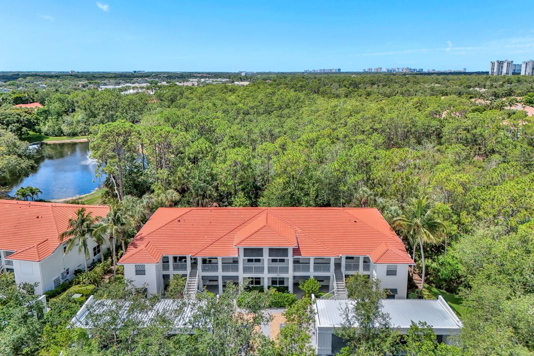 1045 Tarpon Cove Dr #102, Naples, FL 34110