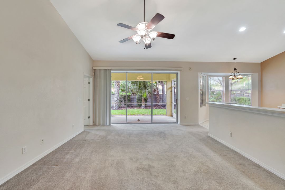 3617 Recreation Ln, Naples, FL 34116