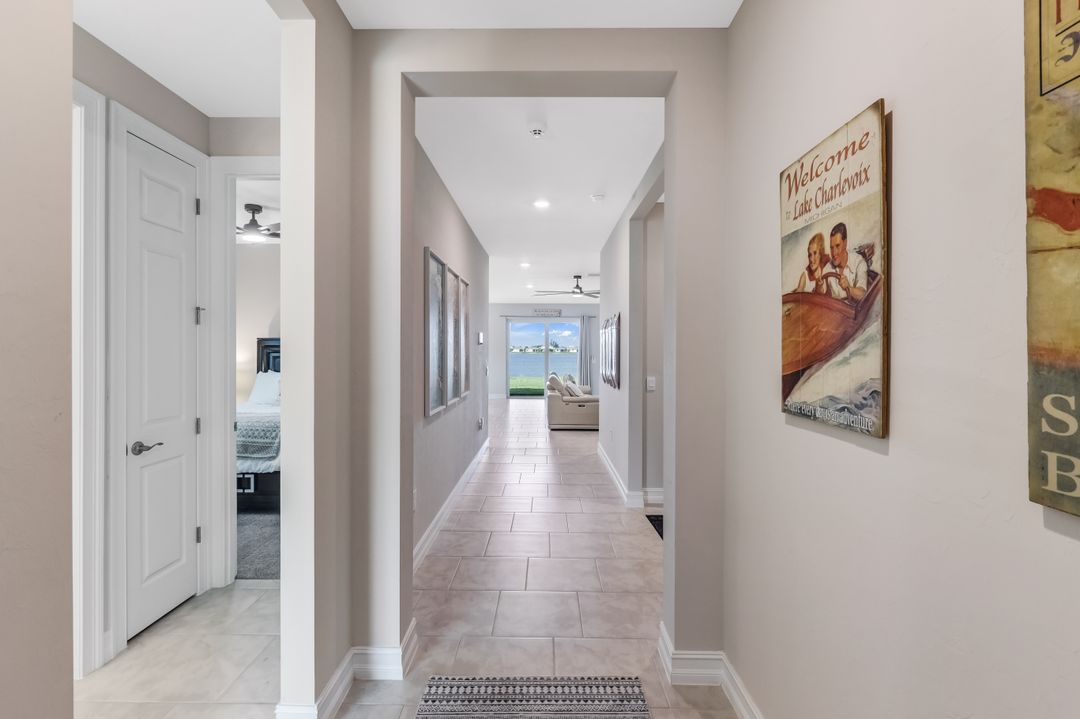 451 Spring Hill Lake Loop, Cape Coral, FL 33993