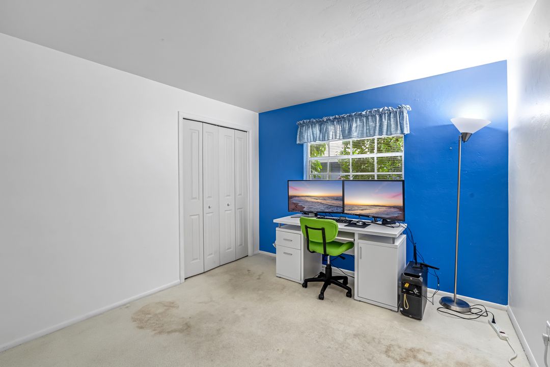 150 Big Springs Dr, Naples, FL 34113