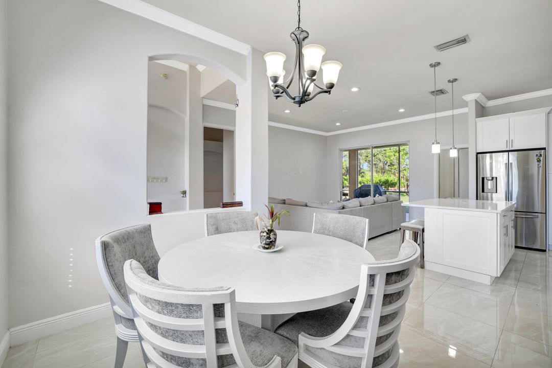 721 Grand Rapids Blvd, Naples, FL 34120