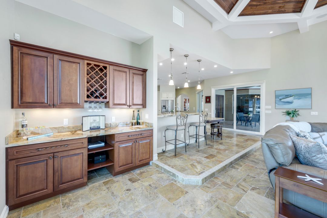 1658 McIlvaine Ct, Marco Island, FL 34145