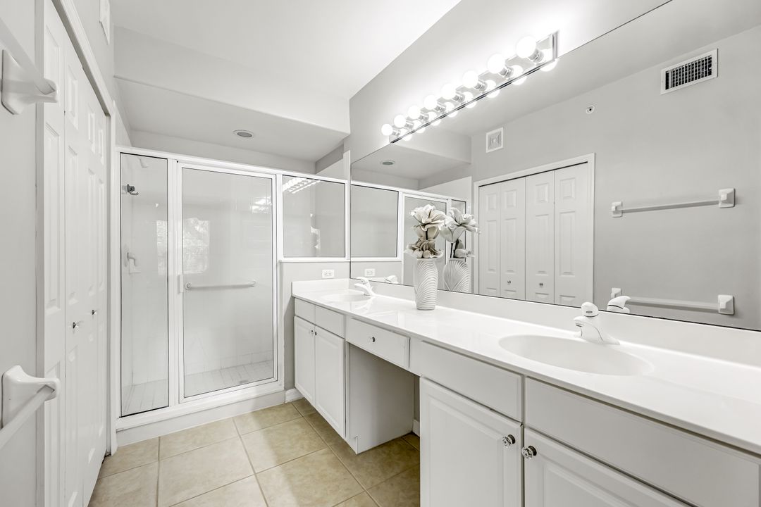 1345 Henley St #706, Naples, FL 34105