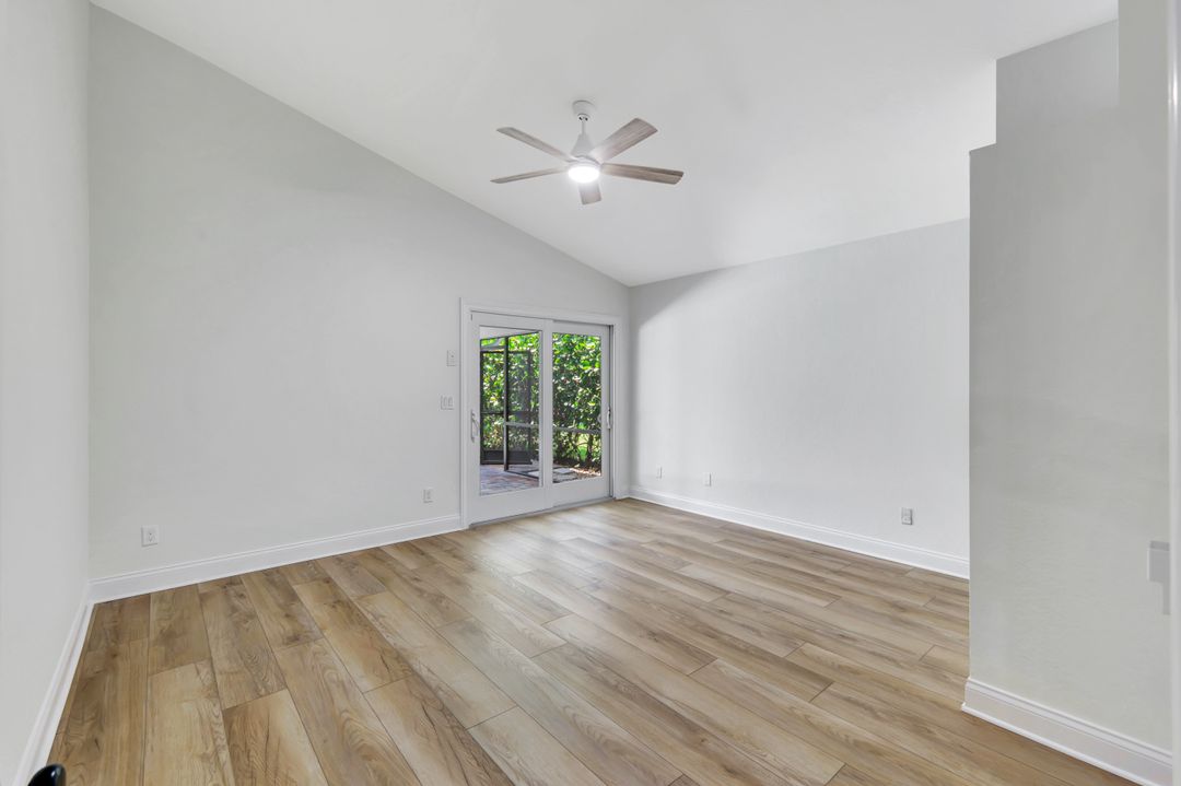 7052 Timberland Cir, Naples, FL 34109