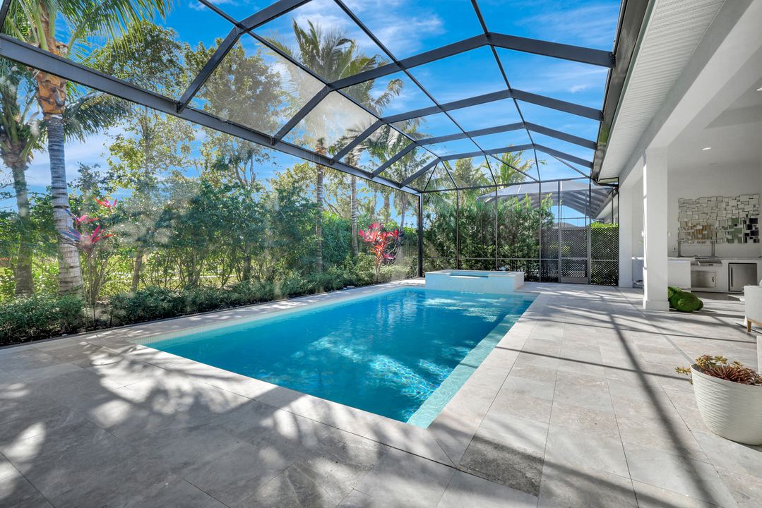 3164 Capistrano Lane, Naples, FL 34105