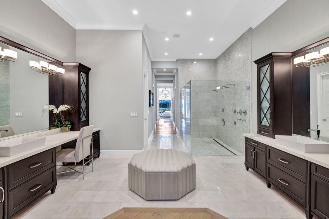 16988 Fairgrove Way, Naples, FL 34110