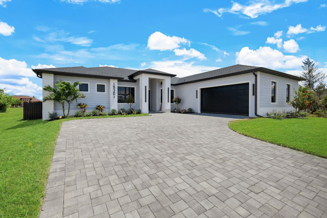 15301 Acorn Cir, Port Charlotte, FL 33981