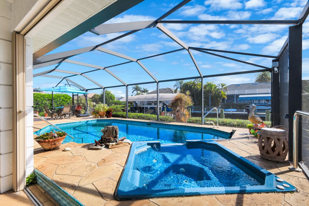 4913 SW 11th Ave, Cape Coral, FL 33914