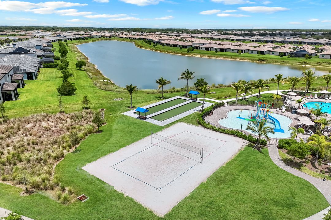 10817 Timber Creek Dr, Fort Myers, FL 33913