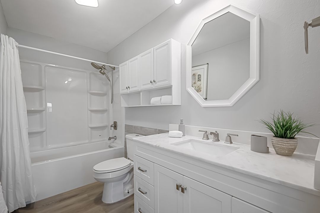 603 108th Ave N, Naples, FL 34108