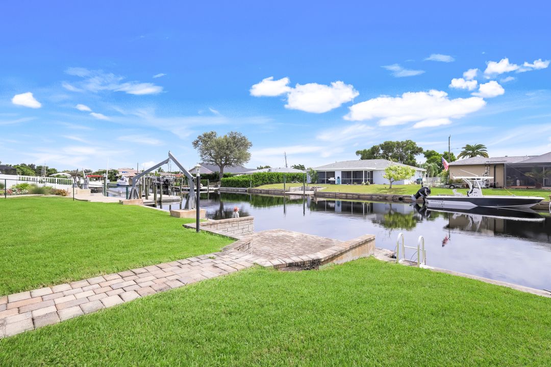 4843 Triton Ct W, Cape Coral, FL 33904