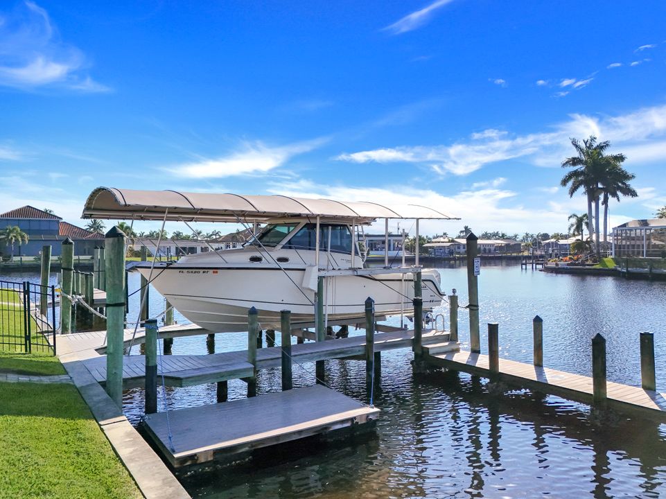 101 SW 50th St, Cape Coral, FL 33914