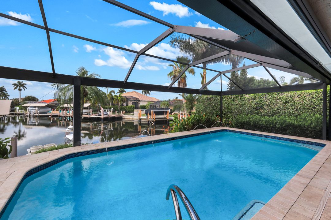 1771 Hummingbird Ct, Marco Island, FL 34145