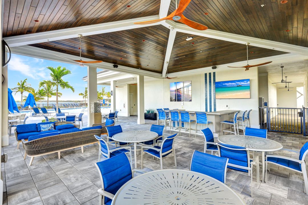 19184 Aqua Shore Dr, Fort Myers, FL 33913